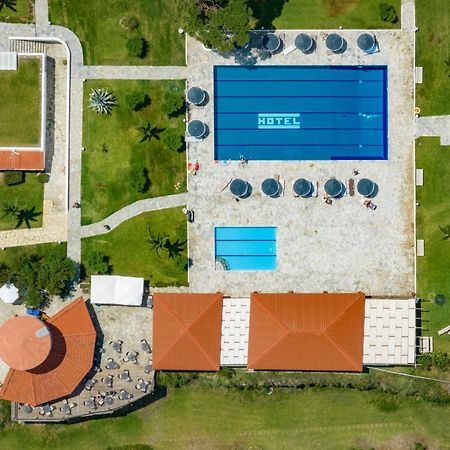 Hotel Pavlina Beach Niforeika Esterno foto