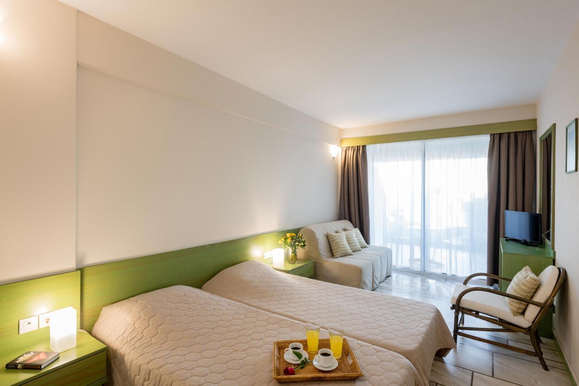 Hotel Pavlina Beach Niforeika Esterno foto