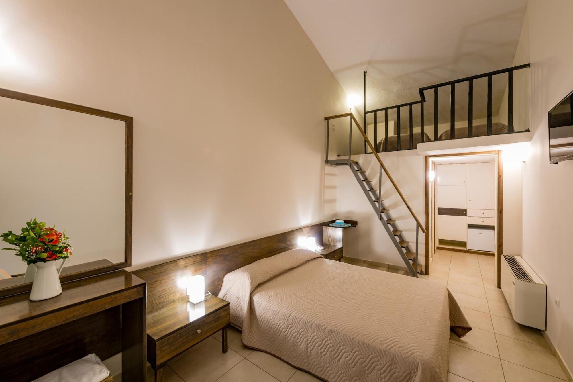 Hotel Pavlina Beach Niforeika Esterno foto