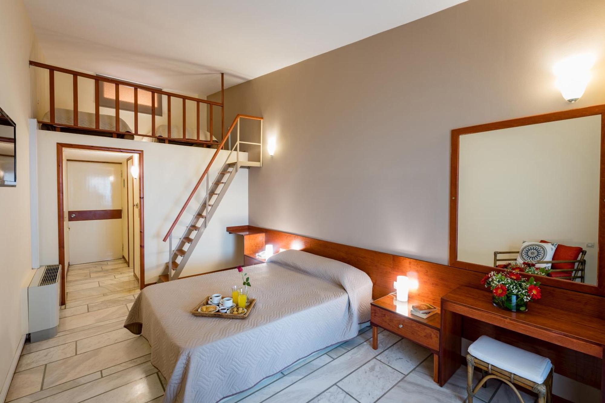Hotel Pavlina Beach Niforeika Esterno foto