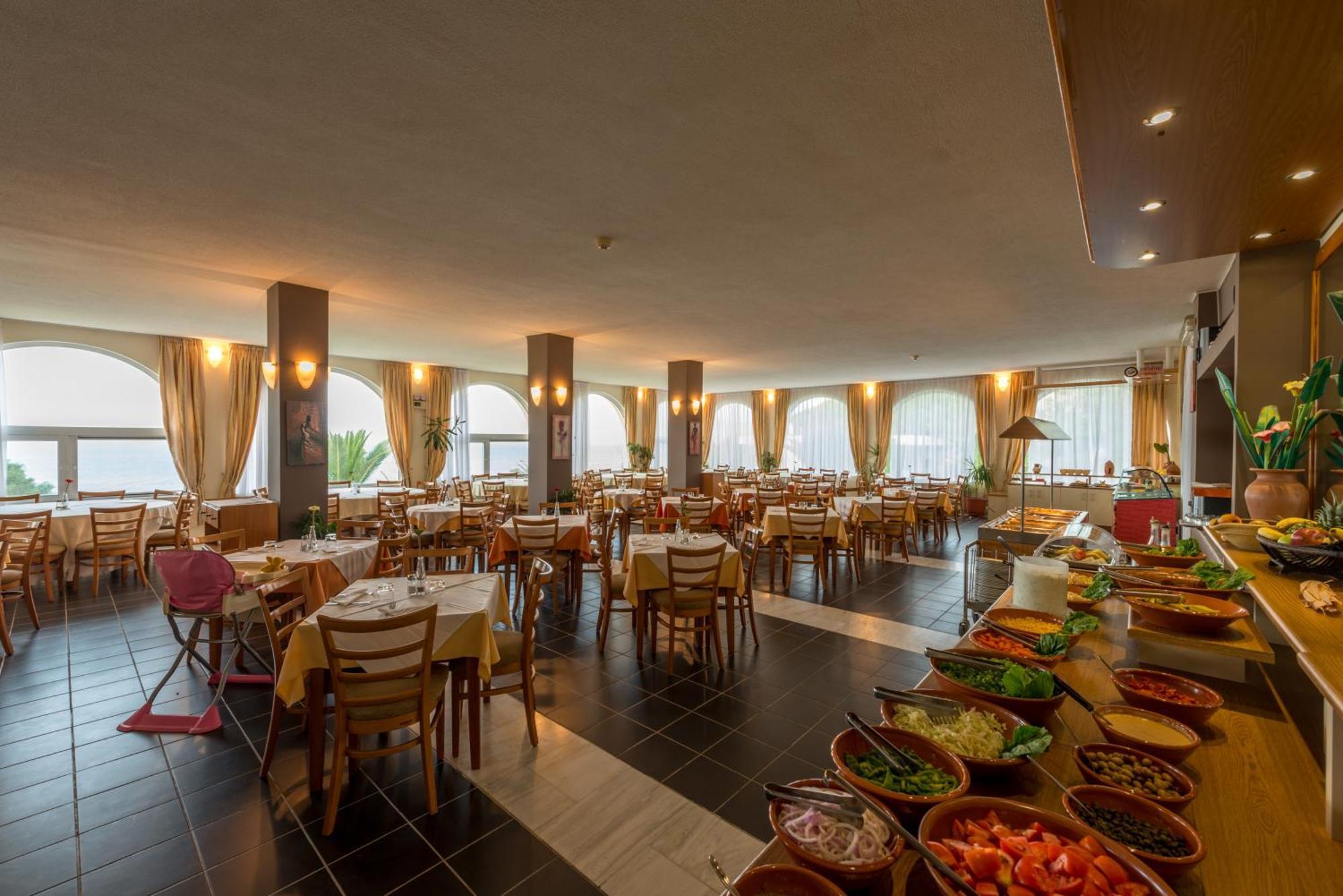 Hotel Pavlina Beach Niforeika Esterno foto