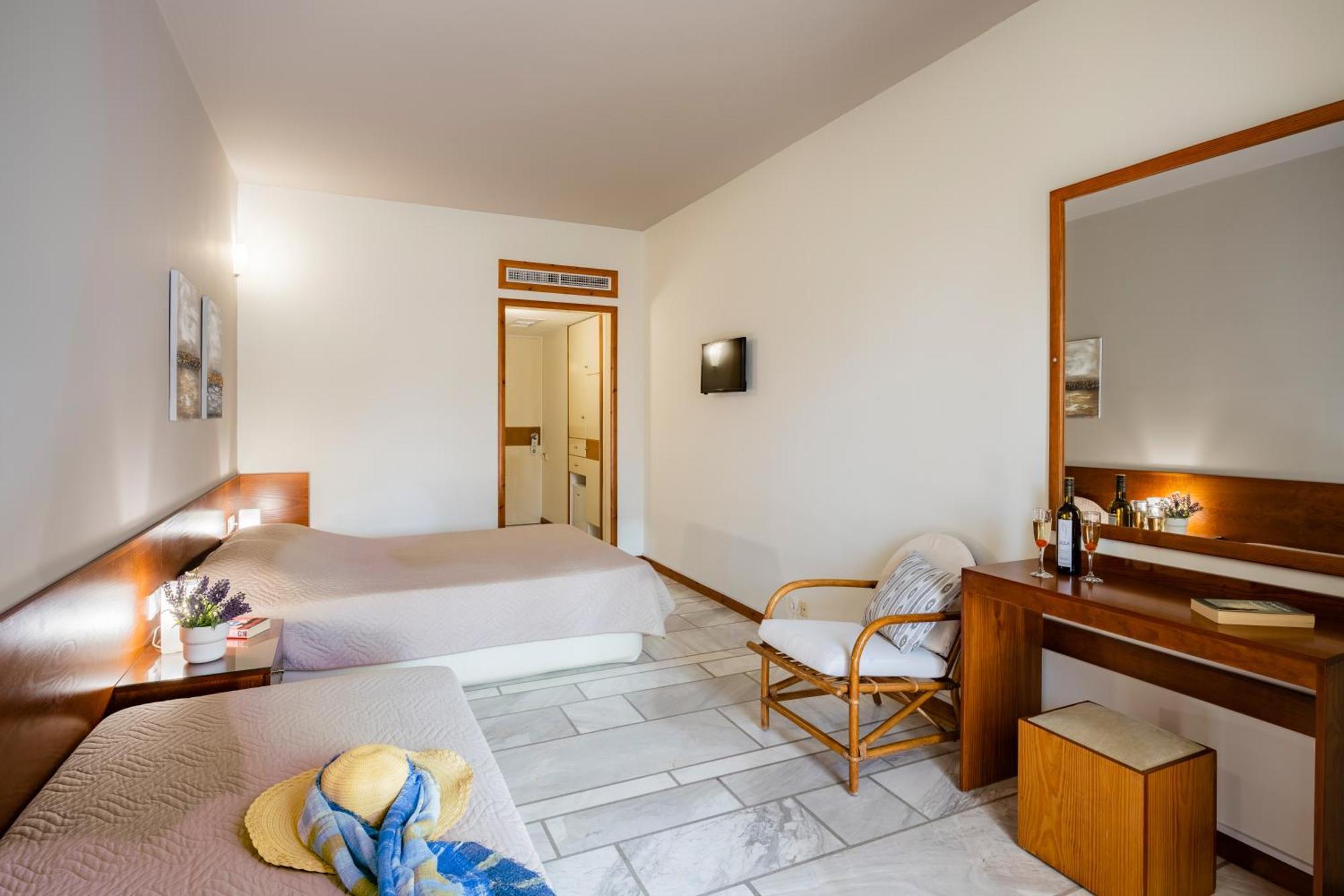 Hotel Pavlina Beach Niforeika Esterno foto
