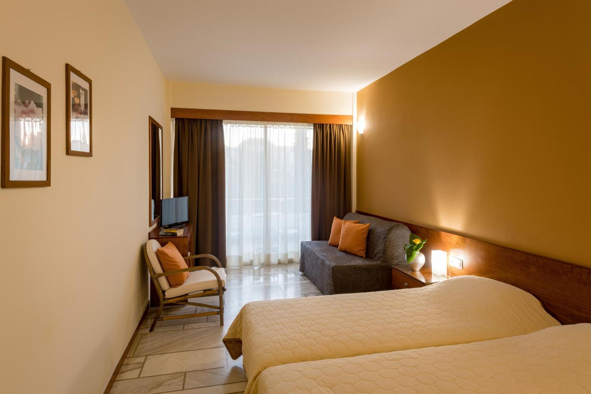 Hotel Pavlina Beach Niforeika Esterno foto