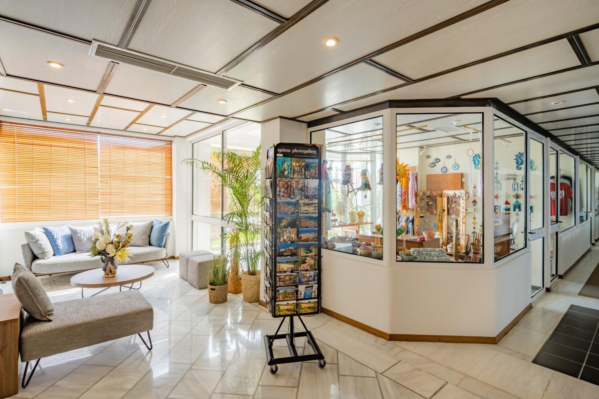 Hotel Pavlina Beach Niforeika Esterno foto