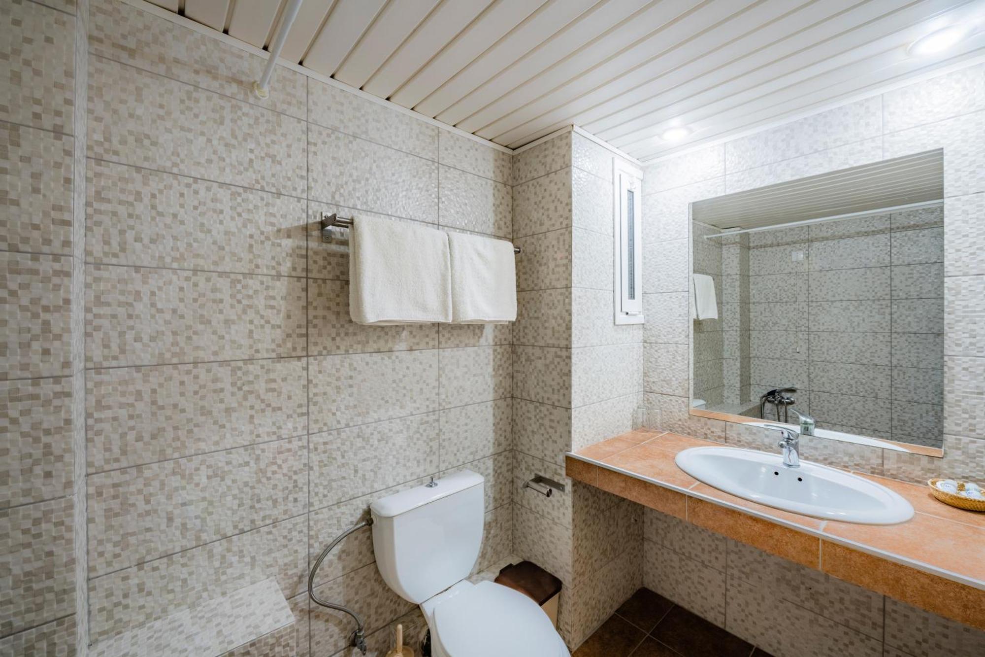Hotel Pavlina Beach Niforeika Esterno foto