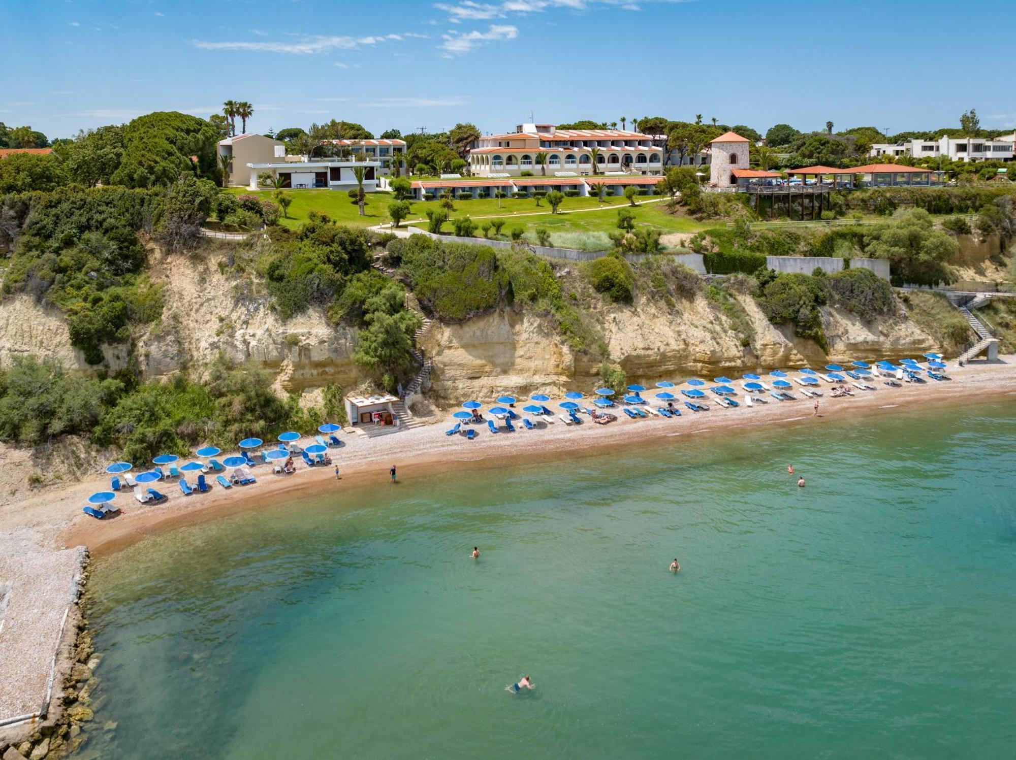 Hotel Pavlina Beach Niforeika Esterno foto