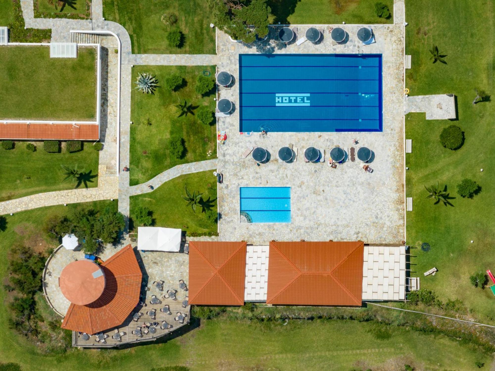 Hotel Pavlina Beach Niforeika Esterno foto