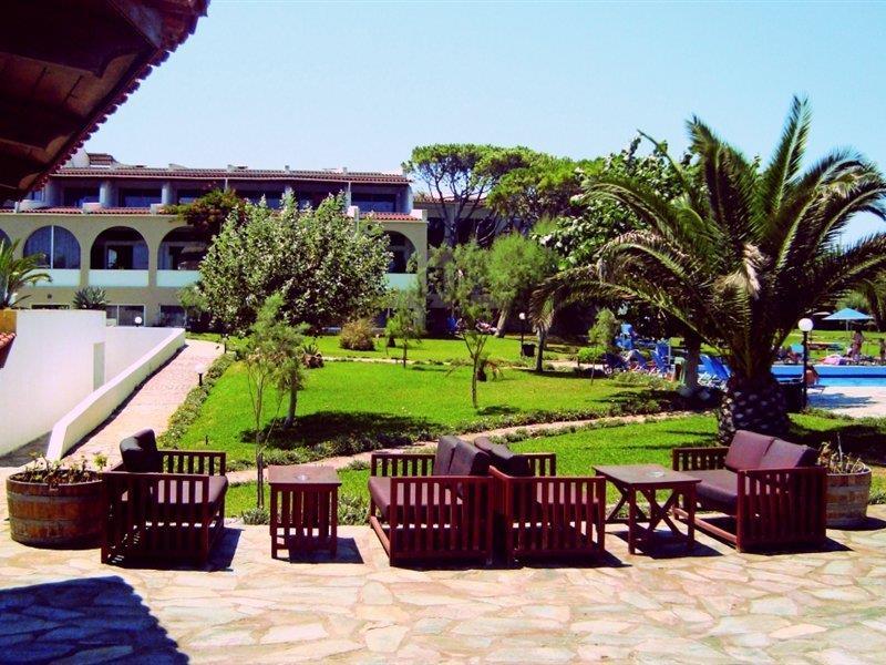 Hotel Pavlina Beach Niforeika Esterno foto